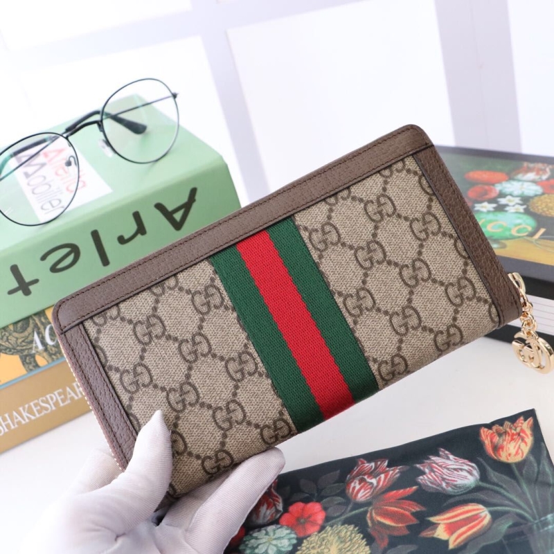 Gucci Wallets & Purse